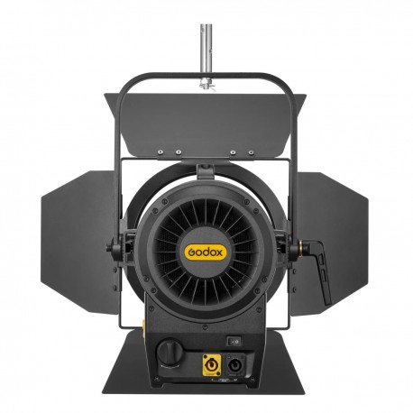 Осветитель светодиодный Godox F7-120D K2 с линзой Френеля